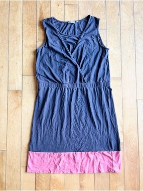 Momzelle Pink & Grey Sleeveless Nursing Dress – Size Medium